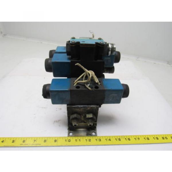 Vickers DG4V-3S-2A-M-FW-B5-60 110V Hydraulic Solenoid Valve W/Aluminum Manifold #2 image