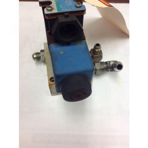 Vickers Hydraulic Solenoid Valve DG4V-3S-8C-VM-FW-B5-61 W/Hydraulic Valve L 93B #8 image