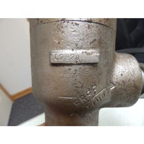 VICKERS 1#034; NPT RIGHT ANGLE HYDRAULIC CHECK VALVE  HIGH PRESSURE C2 820 C2820 #2 image