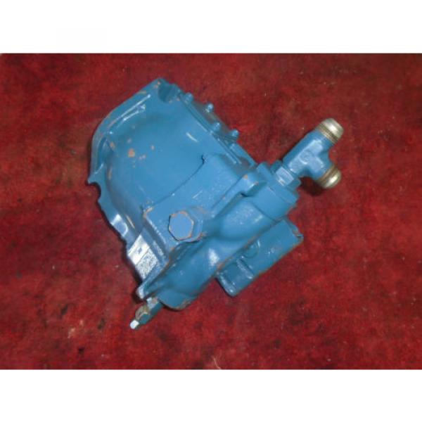 Vickers PVE19R Hydraulic Pump - #500986 #1 image