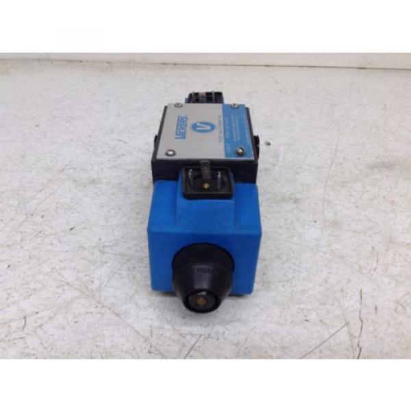 Vickers DG4S4-012C-U-B-60 Hydraulic Valve 110/120 VAC Solenoid DG4S4012CUB60 #6 image