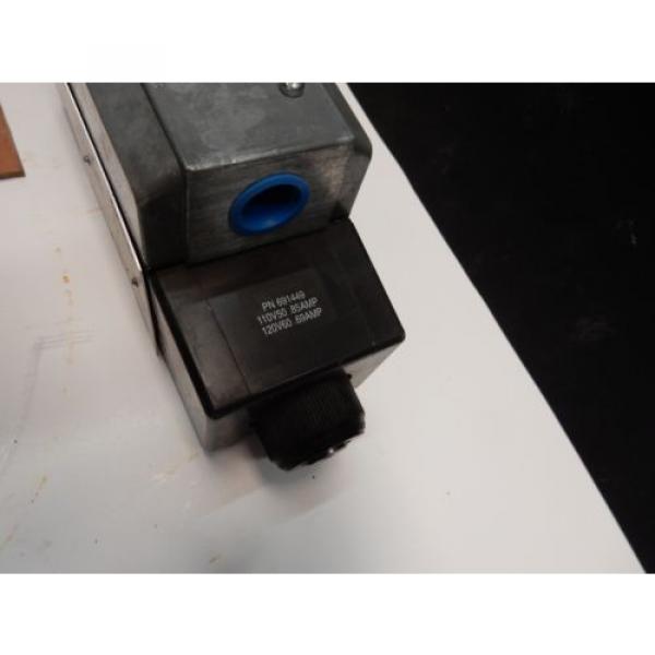 DOUBLE A QM5C10A3L VICKERS HYDRAULIC SOLENOID VALVE 1500PSI 4810-00-006-9597 Origin #3 image