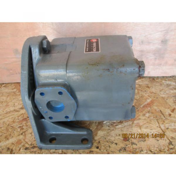 VICKERS HYDRAULIC VANE  PUMP 45V 60A 1C 20 R 282 GE 30  MFG REBUILT  45V60 A #4 image