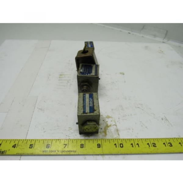 Vickers DG4M4-32A-20-JA Flui-Trol Mini Directional Valve Block 100V Coil #2 image