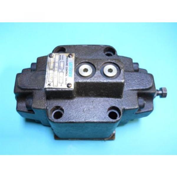 VICKERS RCG-06-A1-30 HYDRAULIC PRESSURE CONTROL VALVE 80-250 PSI Origin CONDITION #1 image