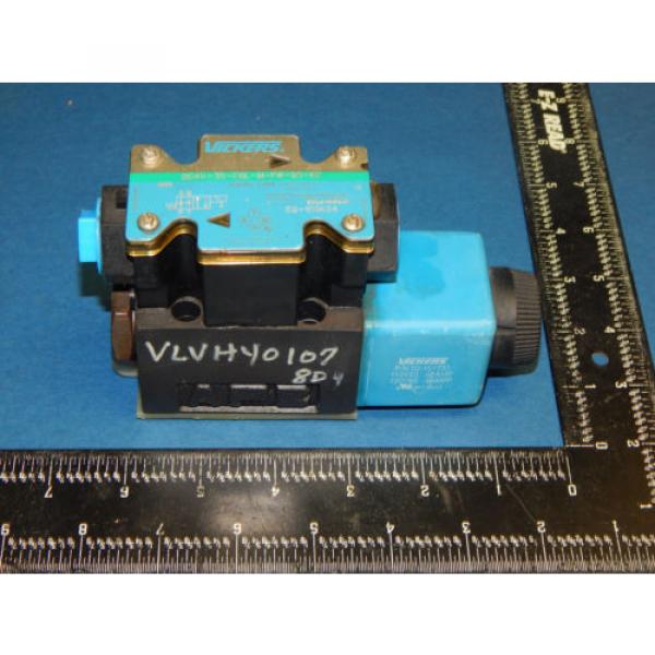 Vickers DG4V-3S-OBL-M-FW-B5-60 Hydraulic Directional Valve 51/2#034;Inch NPT #1 image