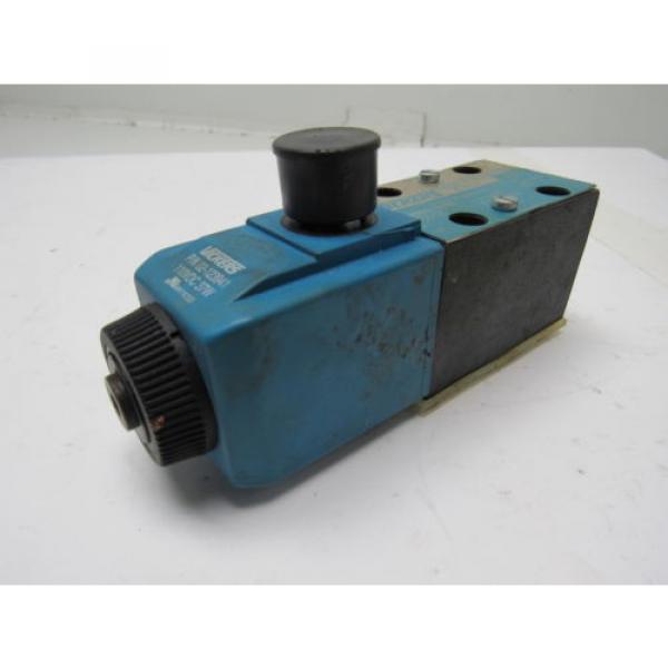 Vickers DG4V-3-2B207-M-U-PH7-60 Hydraulic Solenoid Valve W/110VDC Coil #5 image