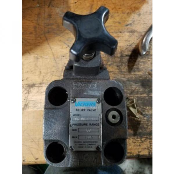 Vickers Relief Valve CG-06-C-50 B945 500-2000 PSI Range #1 image