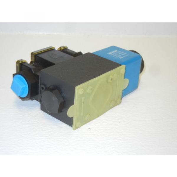 EATON VICKERS DG4V-3S-0BL-M-FW-B5-60 Origin DIRECTIONAL VALVE DG4V3S0BLMFWB560 #5 image