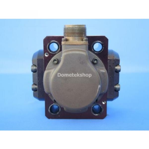 Vickers SM4-201557-80/40-10 Servo Valve #3 image