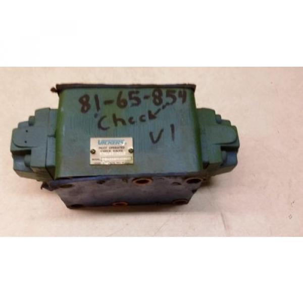 Vickers Pilot Operated Check Valve DGPC06 AB51 Origin #3 image