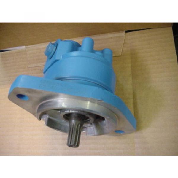 origin Eaton Vickers Hydraulic Gear pump 26009-LAC 296290 #1 image