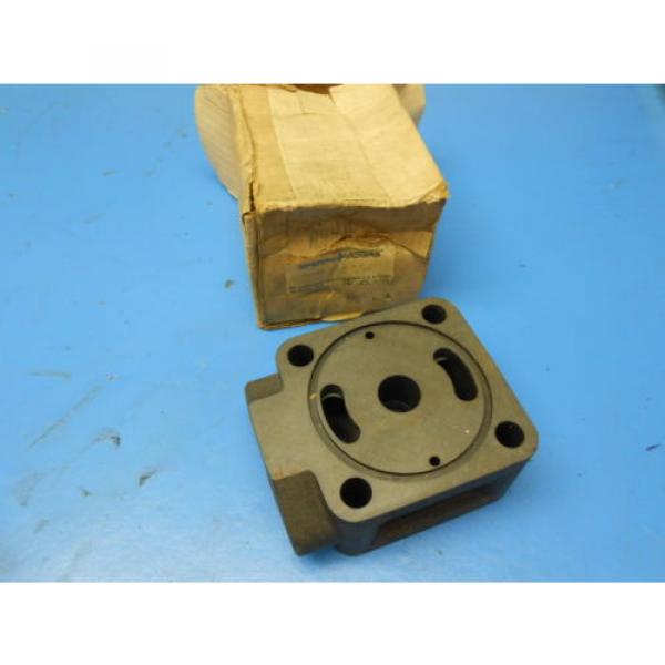 Vickers Hydraulic Vane Pump Part 162753 #1 image