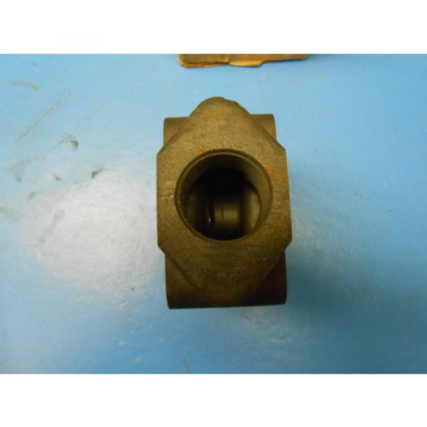 Vickers Hydraulic Vane Pump Part 162753 #3 image