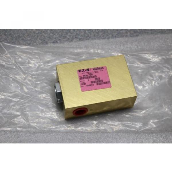 Eaton Vickers MCD-7533 Hydraulic Manifold Cartridge Block #1 image