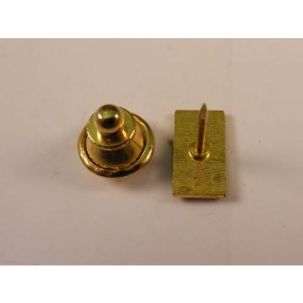 VICKERS HYDRAULICS SCHOOL PIN #2 image