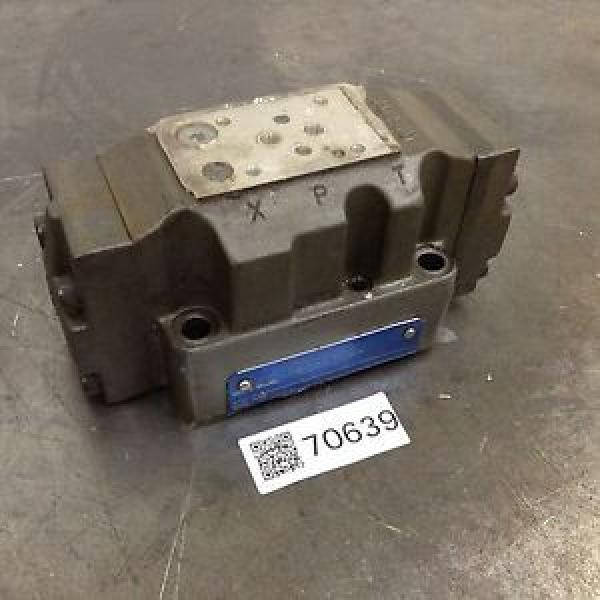 Vickers Hydraulic Valve DG3V76C10JA87 Used #70639 #1 image