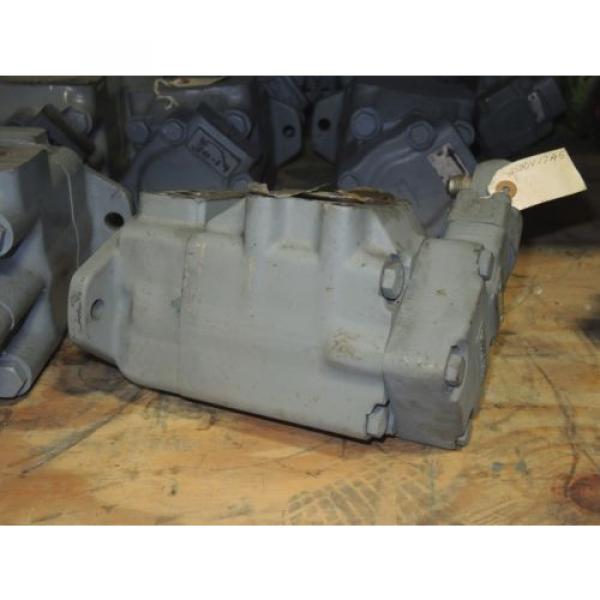 Vickers Hydraulic Vane Pump - 2520V 17A 5 1DD20 282 160 #4 image
