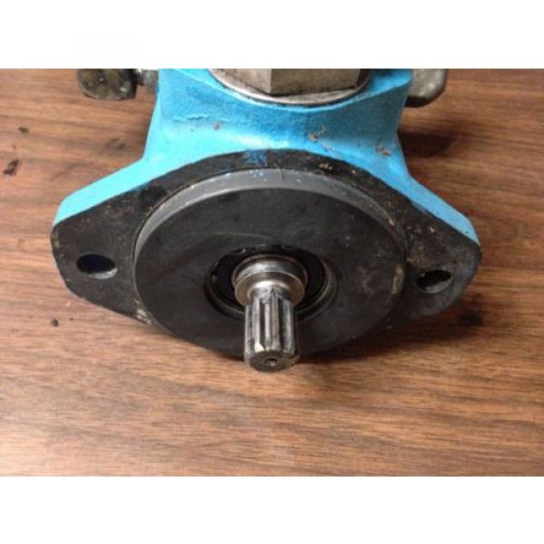 VICKERS POWER STEERING HYDRAULIC PUMP MODEL V10F #2 image