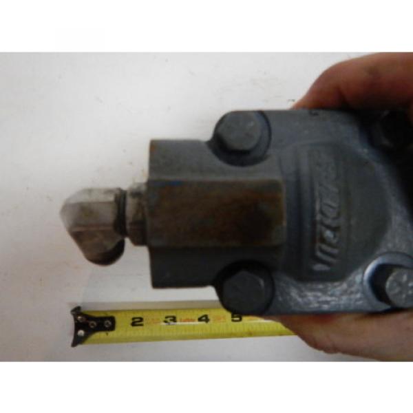 Vickers V101S2S27A20 Single Vane Hydraulic  Hydraulic Pump V101S2S27A20 #3 image
