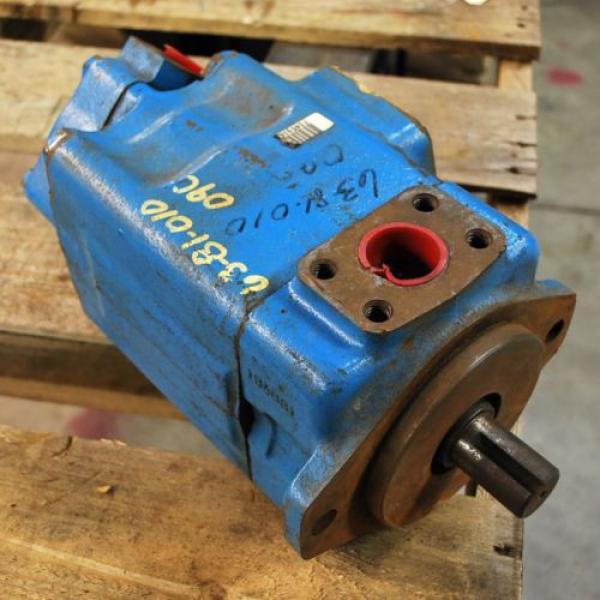 Vickers 4525V60A14-1DC22R Hydraulic Pump  #2137440-WL/96/0 - USED #1 image