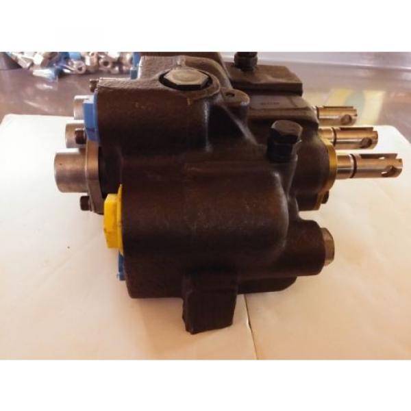 Vickers 3 Spool Control Valve #502032 #4 image