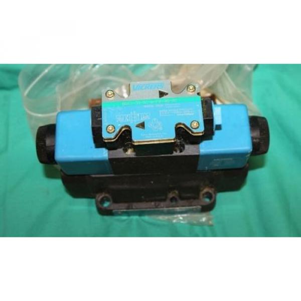 Vickers DG5S4-046C-M-FW-B5-60 DG4V-3S-6C-M Directional Control Valve hydraulic #2 image