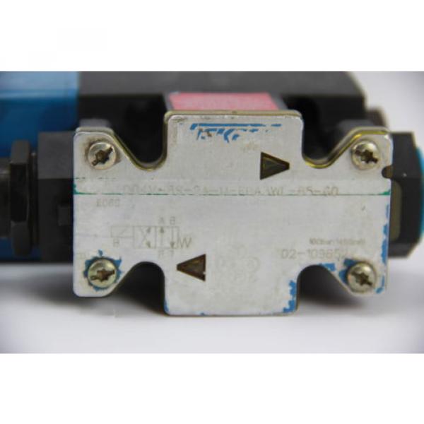 Vickers DG4V-3S-2A-M-FPA3WL-B5-60 Solenoid Directional Valve 100Bar 1/2#034; NPT #2 image