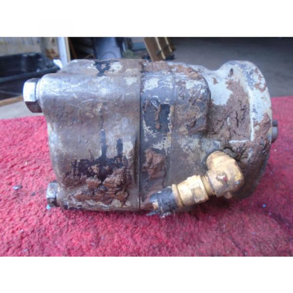 Vickers M2 Hydraulic Motor - #M2 330 75 5C 13 #4 image