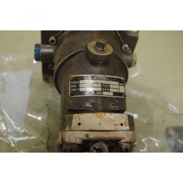 Douglas DC-3 Vickers Hydraulic Pump PF17L-3911-30ZE #4 image