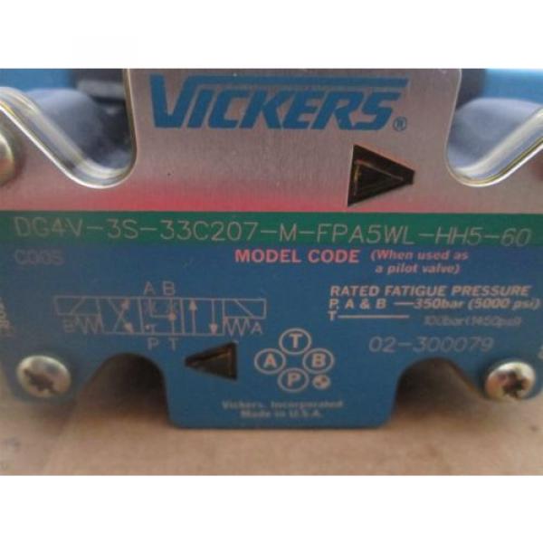 Vickers DG4V-3S-33C207-M-FPA5WL-HH5-60 Hydraulic Valve #2 image