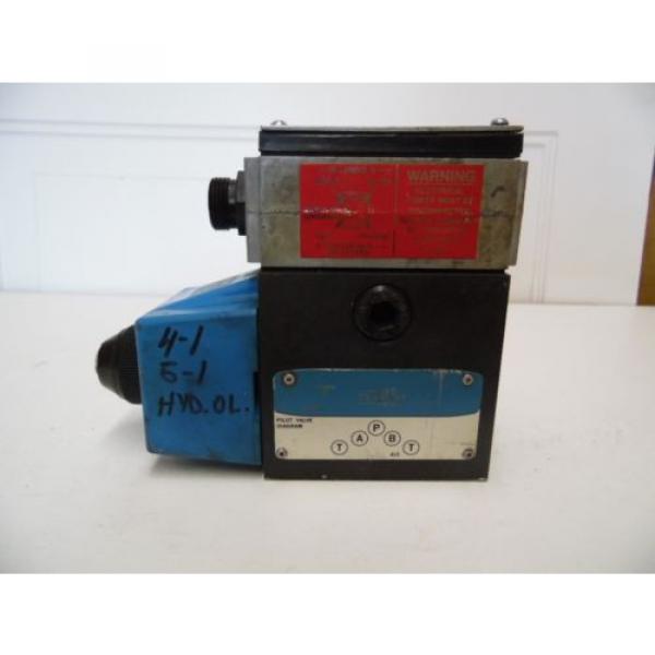 Vickers PA5DG4S4LW012AB60 2 Stage Directional Pilot Valve #1 image