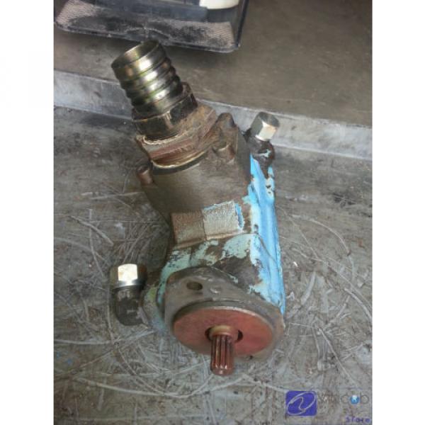 Pump Hydraulic Eaton Vickers 2520VQ17C11 Used #4 image