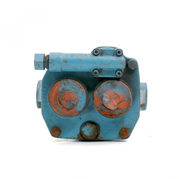 Sperry-Vickers PVB1-FRSY-31-C-11 Hydraulic Pump 1-1/2#034; NPT Ports #4 image