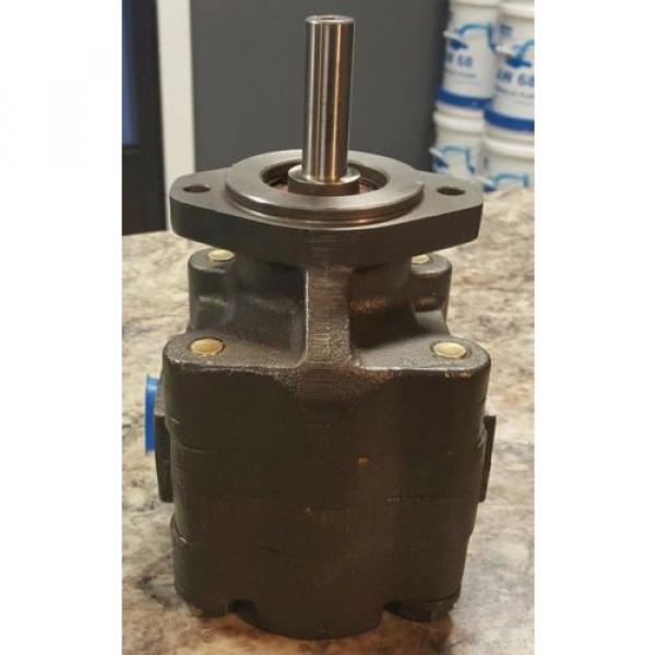 P30C-494-BEIJ-10-SP, Parker, Commercial,  Hydraulic Gear Pump, 1.97 cu.in3/rev #3 image