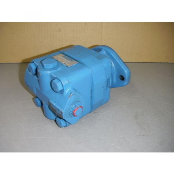 Vickers V20F 1P13P 380 Hydraulic Pump Mack 38QC3679P #2 image