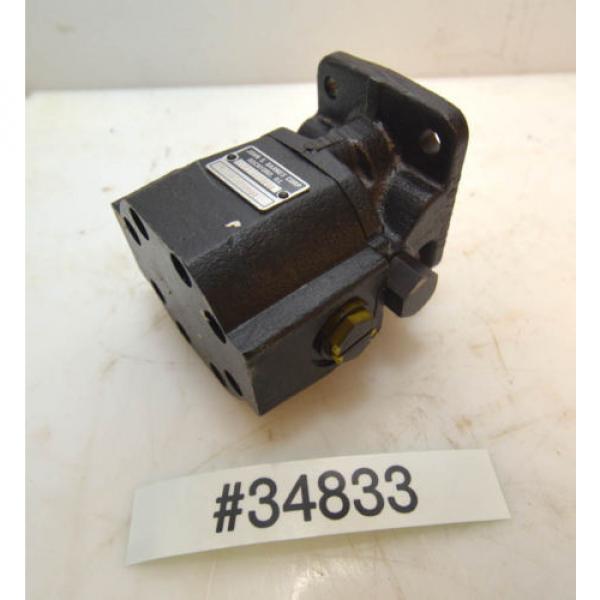 John S. Barnes Hydraulic Pump 2492   1320038 (Inv.34833) #2 image