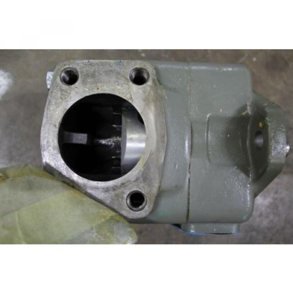 REBUILT VICKERS 45V50A 1D CL 180 ROTARY VANE HYDRAULIC PUMP 3#034; INLET 1-1/2#034; OUT #4 image