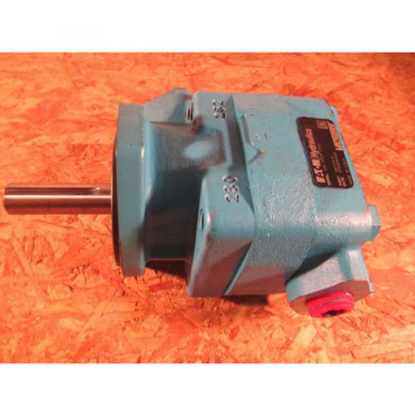 VICKERS V20 1P12P 1A11 HYDRAULIIC VANE PUMP  NOS  EATON #5 image