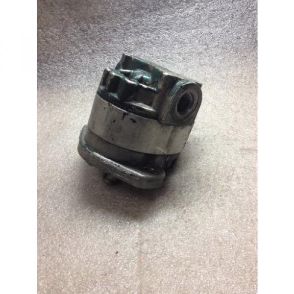 (Q5-1) PARKER H77AA GEAR PUMP #1 image