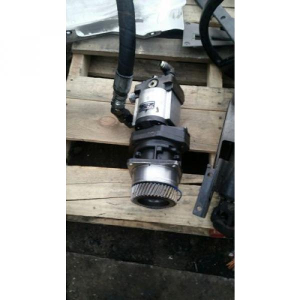 SAUER DANFOSS GEAR PUMP TYPE A31 5L38519160160 #2 image