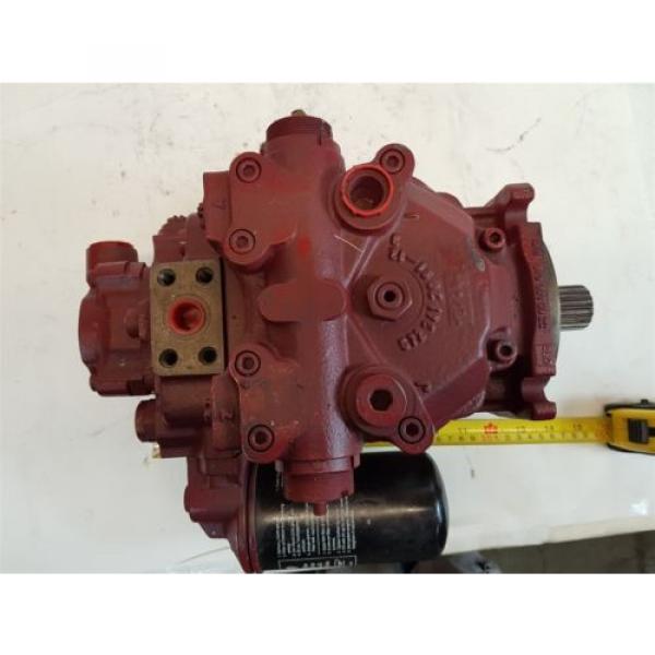 Linde Transmission Pump Red New #2 image