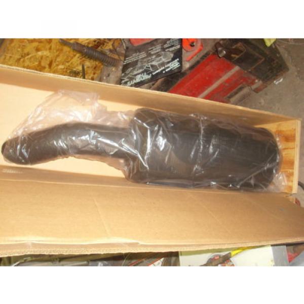 NEW GENUINE KOMATSU MUFFLER # 926011C3 #1 image